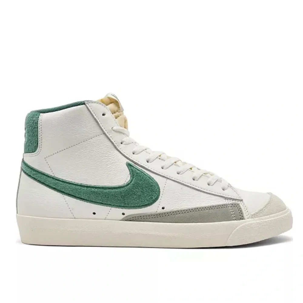 Nike Blazer Mid '77 Premium Resort and Sport Casual Sneakers Sz 4Y unisex NEW - Picture 3 of 17